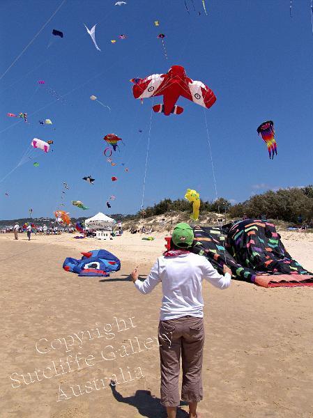 PC35.jpg - This woman was flying her air force aerobatics plane/kite at the Coolum Kite Festival